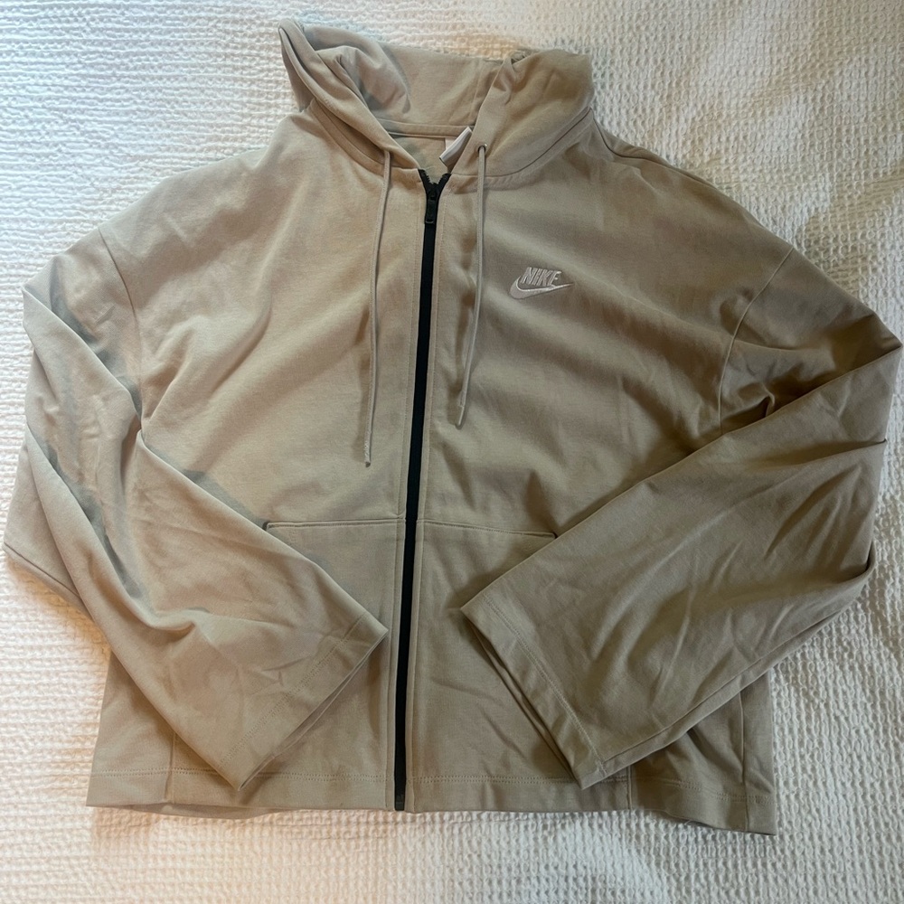 Nike Wide Sleeve Cream and Black Zip Up